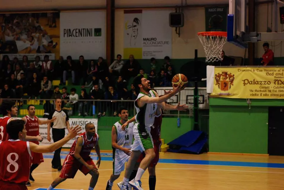 Magic Basket Chieti a Termoli per gara 1 della semifinale play-off